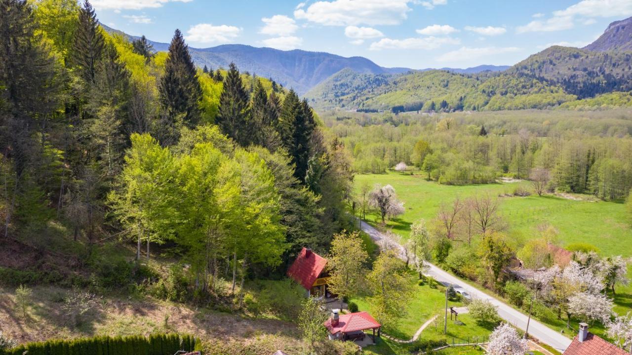 Holiday Home Vesna Brod na Kupi ภายนอก รูปภาพ