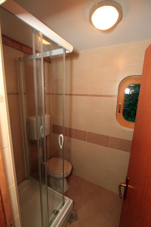 Holiday Home Vesna Brod na Kupi ภายนอก รูปภาพ