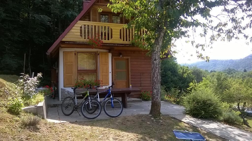 Holiday Home Vesna Brod na Kupi ภายนอก รูปภาพ